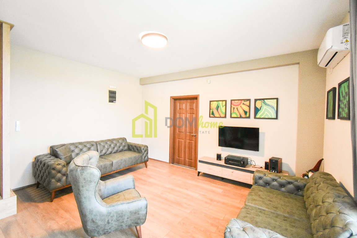 Dvosoban stan 70m2, Tološi 